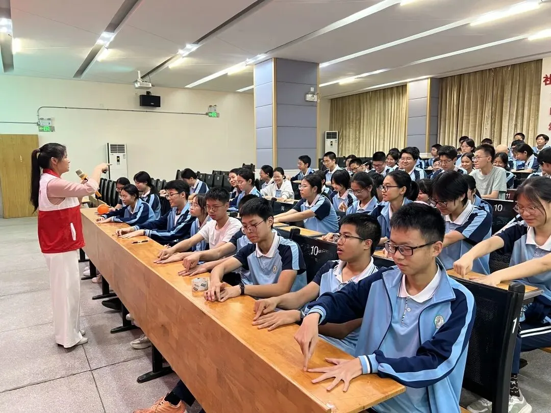 轻释压力 蓄力前行|河源市第一中学开展中考减压心理健康团辅活动 第4张