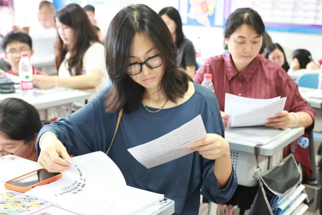 【中学部】家校同心筑前程,科学填报赢中考——白云华赋初三志愿填报指导家长会圆满举行 第35张
