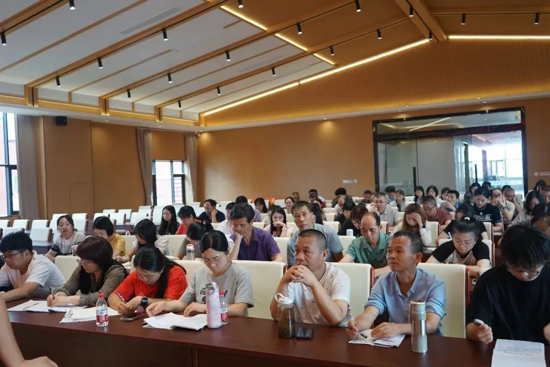 研思聚力深耕课堂,以智赋能备战中考 ——我校承办市县初中历史学科教研系列活动 第2张
