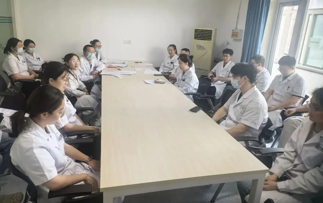 【新闻动态】以考促学砺精兵 实战模拟迎执考——我院开展2026年临床执业医师技能 第7张 【新闻动态】以考促学砺精兵 实战模拟迎执考——我院开展2026年临床执业医师技能 第7张