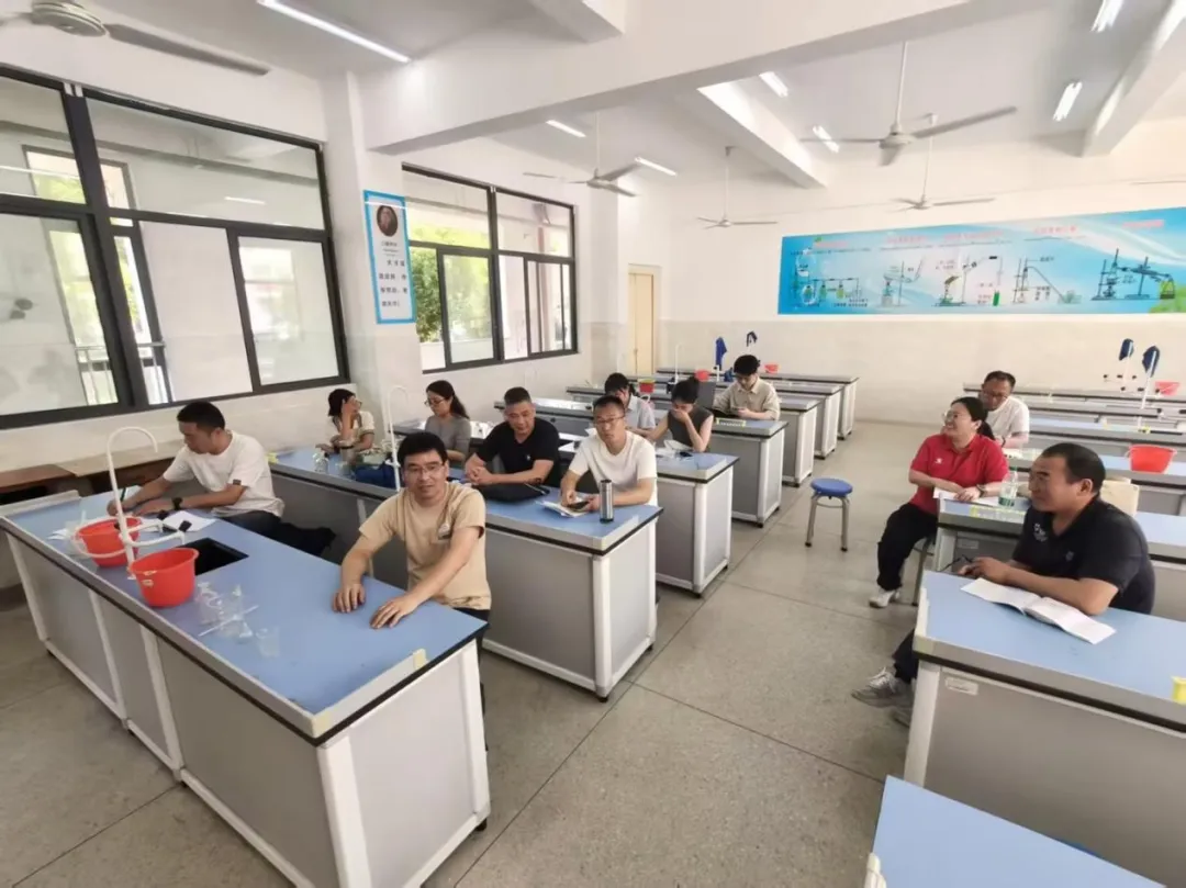 以研促教 聚力中考丨福安六中中考质检试卷讲评课教研活动纪实 第30张 以研促教 聚力中考丨福安六中中考质检试卷讲评课教研活动纪实 第30张