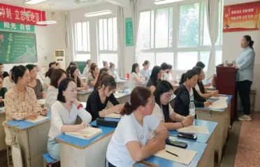 家校协同 备战中考——九年级2025-2026学年下学期家长会纪实 第9张 家校协同 备战中考——九年级2025-2026学年下学期家长会纪实 第9张