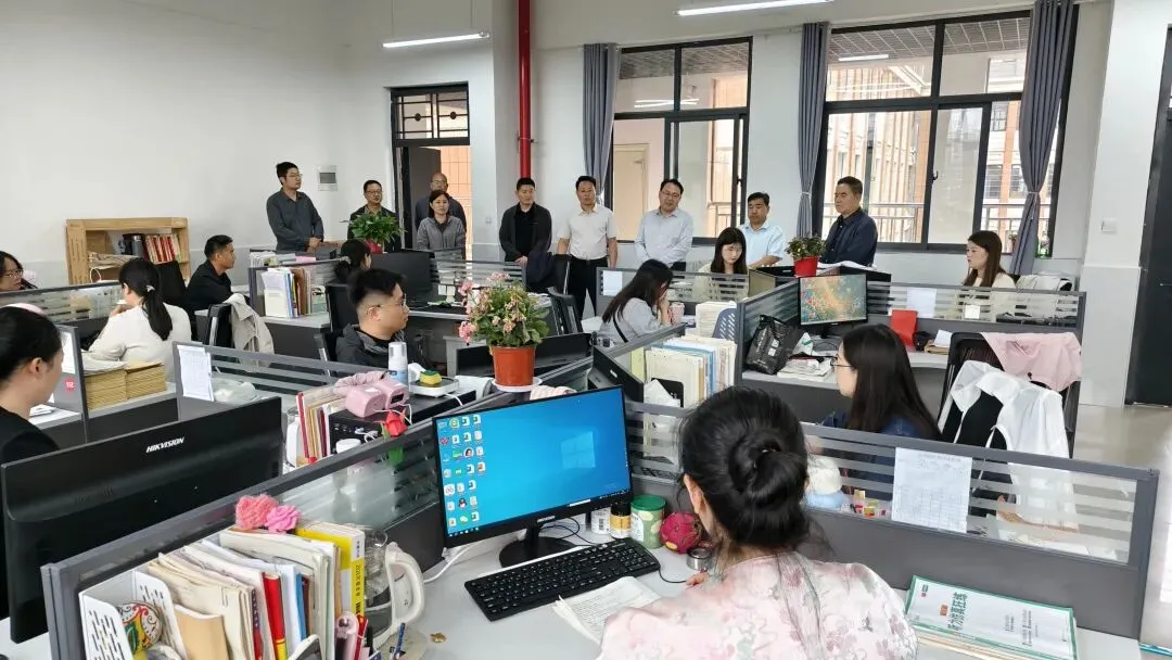 集团一体化赋能,同频共振战中考——淮中集团领导深入附中暖心“督战” 第4张 集团一体化赋能,同频共振战中考——淮中集团领导深入附中暖心“督战” 第4张