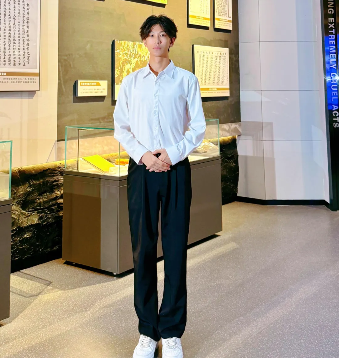 从中考300分到大学“获奖收割机”,这所学校点燃了东特男孩的光 第5张
