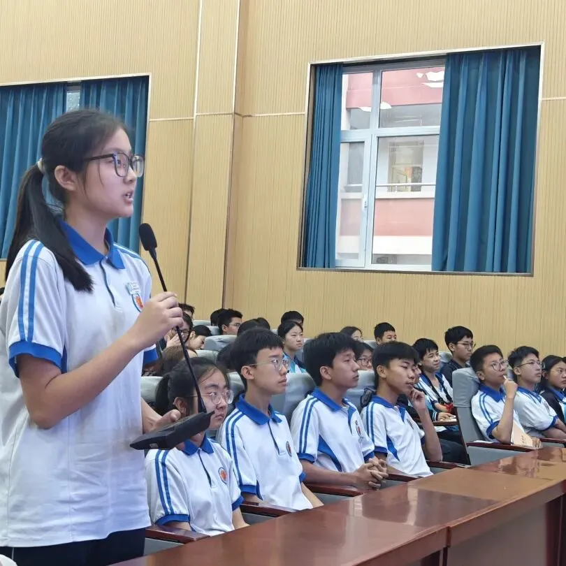 习得行文妙法,筑梦中考征途——淄川第二中学特邀牟维和老师开展作文专题讲座 第10张