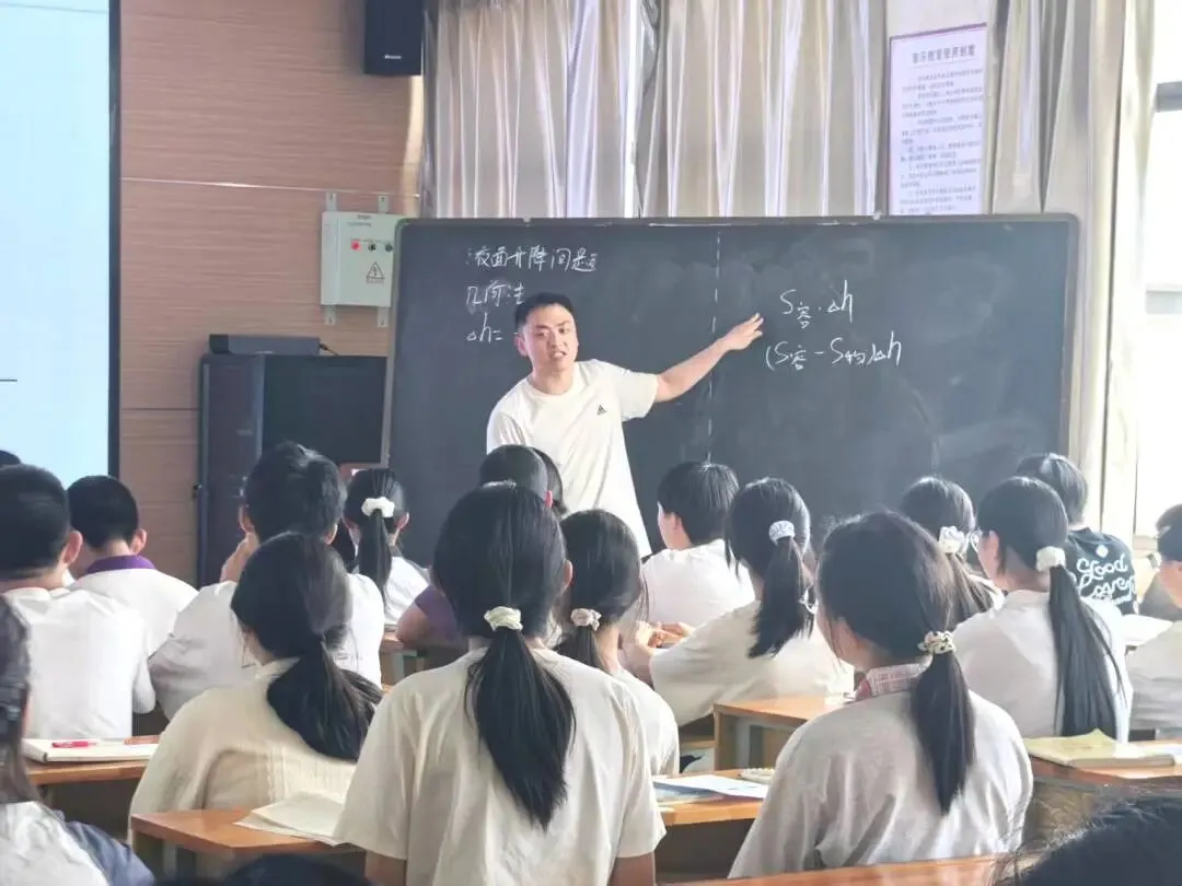 深耕备考明方向 以研赋能助中考 ——晋宁六中承办全区九年级物理备考专项教研活动 第16张