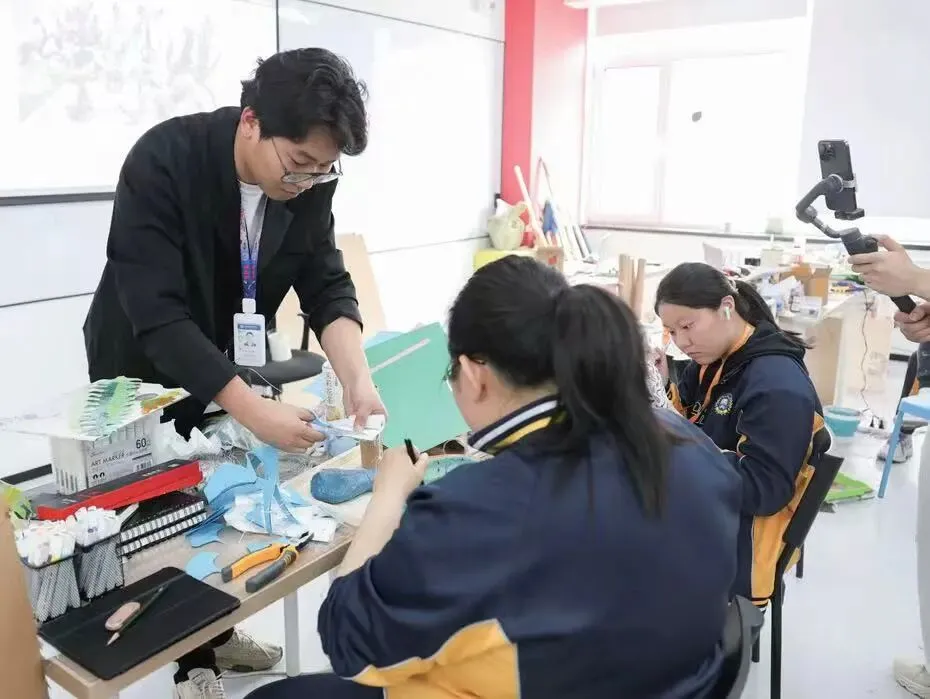 中考普高线边缘,逆袭伦艺、提赛德游戏:我在艺高找到自己节奏-第14张图片-四季读书网 中考普高线边缘,逆袭伦艺、提赛德游戏:我在艺高找到自己节奏-第14张图片-四季读书网