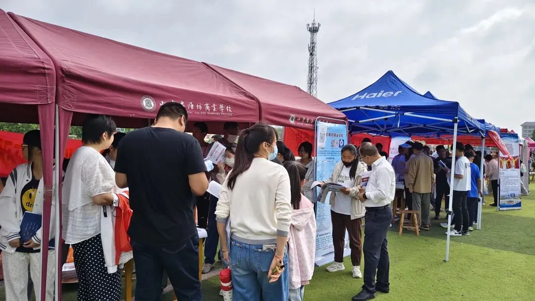 寒亭区举办2026年中考志愿填报现场咨询会 第5张 寒亭区举办2026年中考志愿填报现场咨询会 第5张
