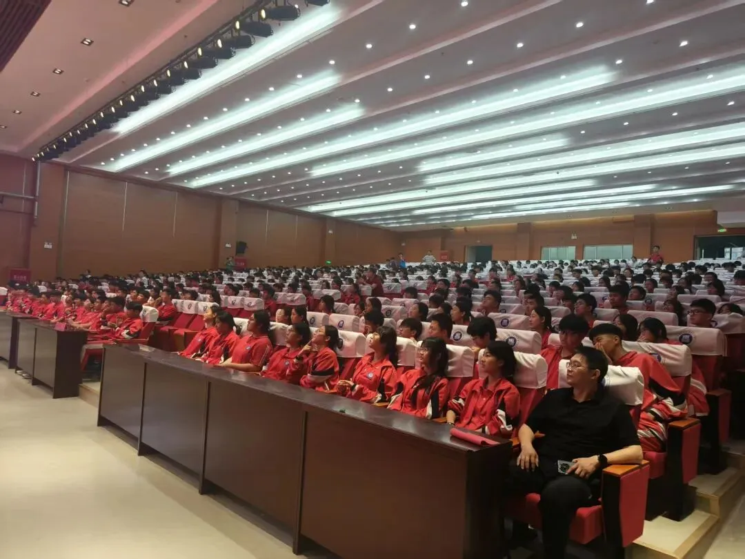 砺剑二十日 亮剑中考时|聊城二中附属东苑中学2023级举行中考助力大会 第5张 砺剑二十日 亮剑中考时|聊城二中附属东苑中学2023级举行中考助力大会 第5张