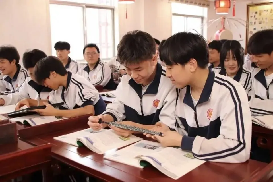 中考倒计时!与其在焦虑中等待,不如来看看这条“技能立身、升学有路”的新赛道 第23张 中考倒计时!与其在焦虑中等待,不如来看看这条“技能立身、升学有路”的新赛道 第23张
