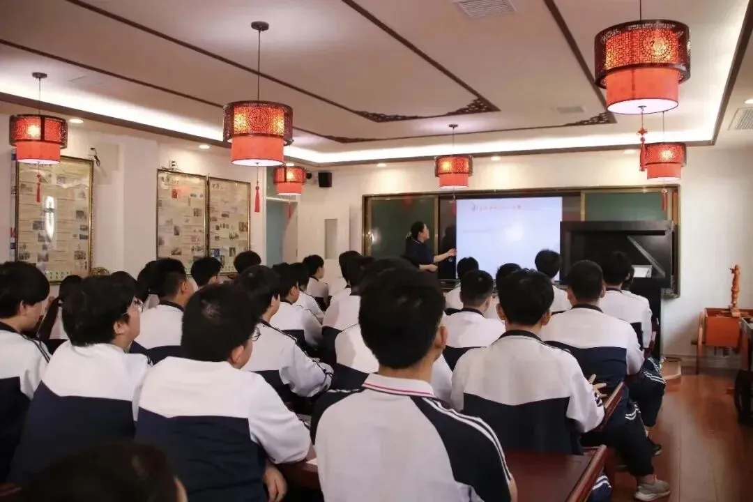 中考倒计时!与其在焦虑中等待,不如来看看这条“技能立身、升学有路”的新赛道 第26张 中考倒计时!与其在焦虑中等待,不如来看看这条“技能立身、升学有路”的新赛道 第26张