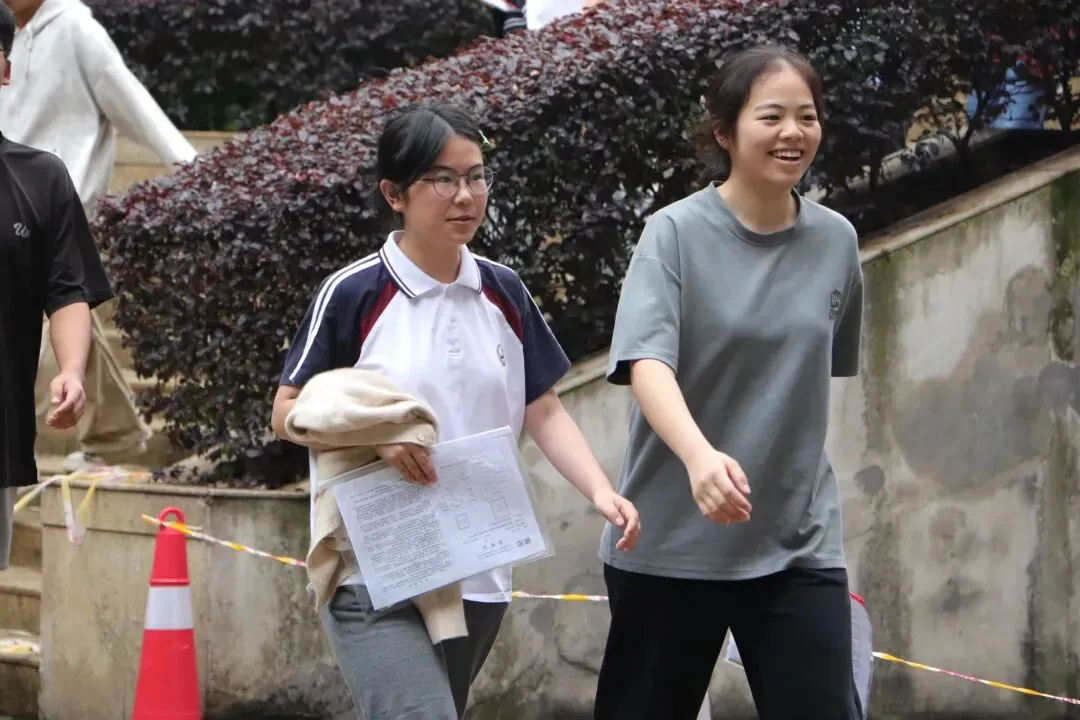 恩施清外高中部|2026届仿真模拟考试:以实战砺锋芒,以匠心助高考 第23张