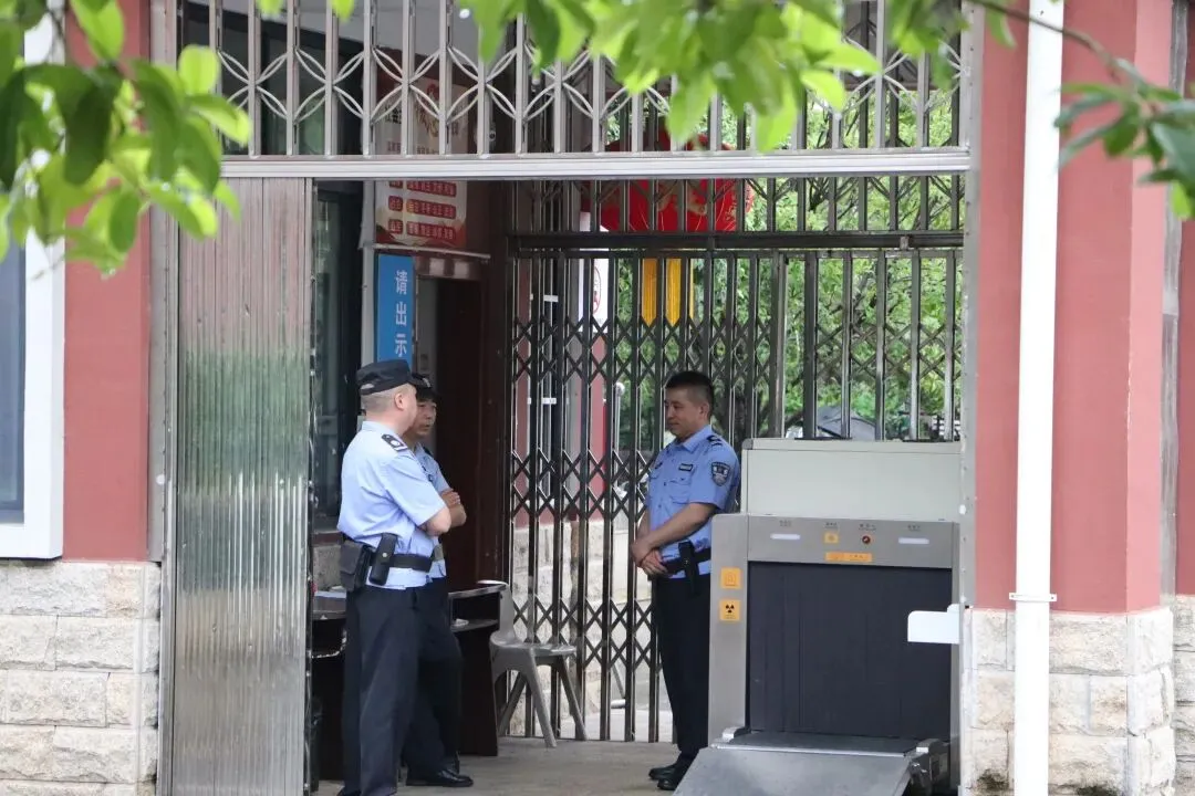 恩施清外高中部|2026届仿真模拟考试:以实战砺锋芒,以匠心助高考 第41张