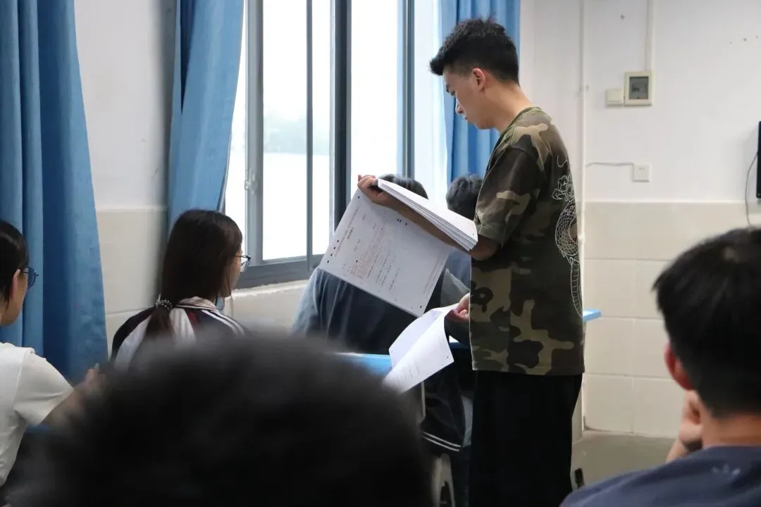 恩施清外高中部|2026届仿真模拟考试:以实战砺锋芒,以匠心助高考 第57张