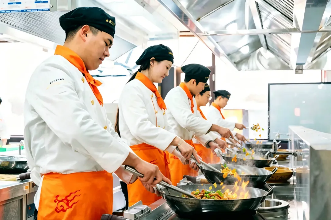 中考后再择校易手忙脚乱,提前规划让择校从“被挑选”变为“主动选择” 第20张