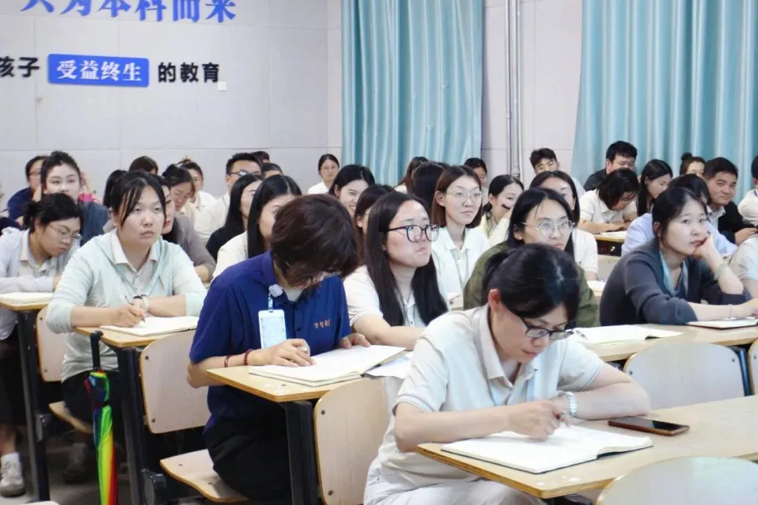 聚焦考纲真题,回归语文本真——济南万智春考学校语文教学专题讲座圆满举行 第5张