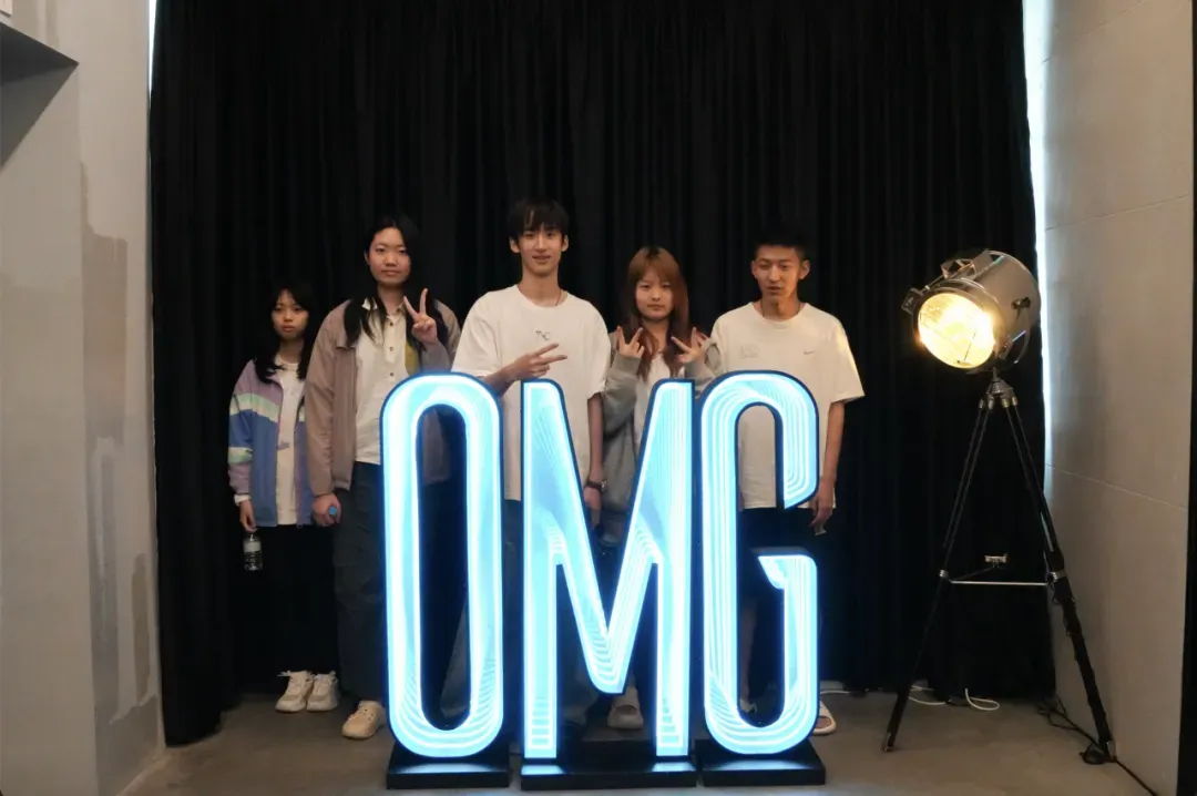 中考后艺术留学-表演/影视制作/创意艺术/传媒强校-6个月预科+24个月本科无需语言(大一大二汉语授课) 校内住宿实惠安全放心 第7张 中考后艺术留学-表演/影视制作/创意艺术/传媒强校-6个月预科+24个月本科无需语言(大一大二汉语授课) 校内住宿实惠安全放心 第7张