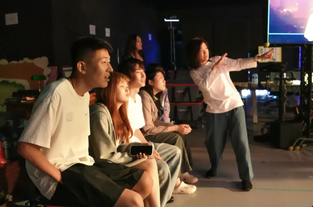 中考后艺术留学-表演/影视制作/创意艺术/传媒强校-6个月预科+24个月本科无需语言(大一大二汉语授课) 校内住宿实惠安全放心 第10张 中考后艺术留学-表演/影视制作/创意艺术/传媒强校-6个月预科+24个月本科无需语言(大一大二汉语授课) 校内住宿实惠安全放心 第10张