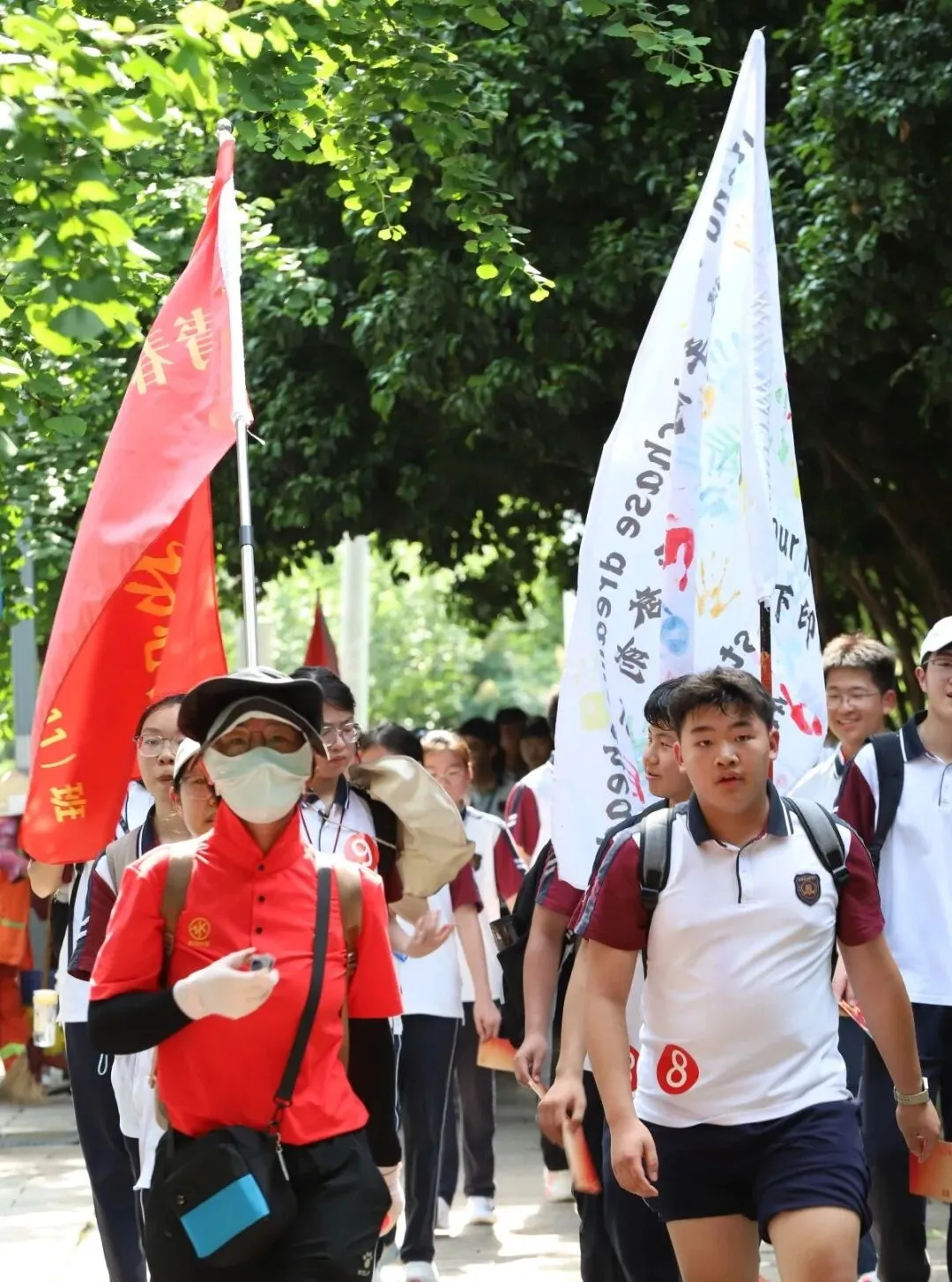 以脚步赴前程,以热血战中考——嵊州市初级中学九年级青春毅行活动纪实 第19张 以脚步赴前程,以热血战中考——嵊州市初级中学九年级青春毅行活动纪实 第19张