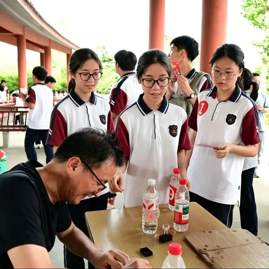 以脚步赴前程,以热血战中考——嵊州市初级中学九年级青春毅行活动纪实 第22张 以脚步赴前程,以热血战中考——嵊州市初级中学九年级青春毅行活动纪实 第22张