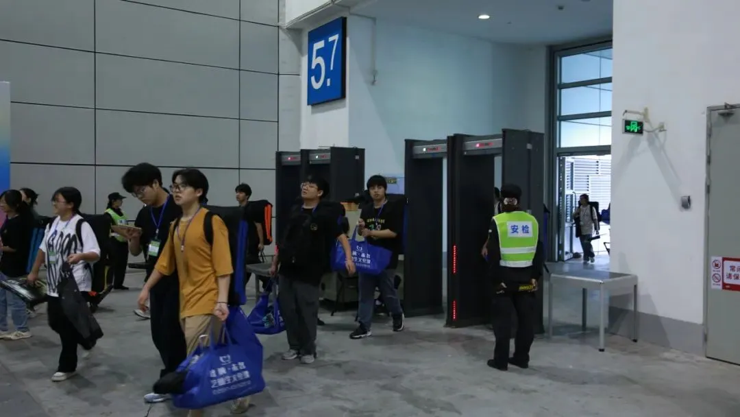 模考预告 | 2025届福建美术高考模拟联考已开启! 第13张 模考预告 | 2025届福建美术高考模拟联考已开启! 第13张