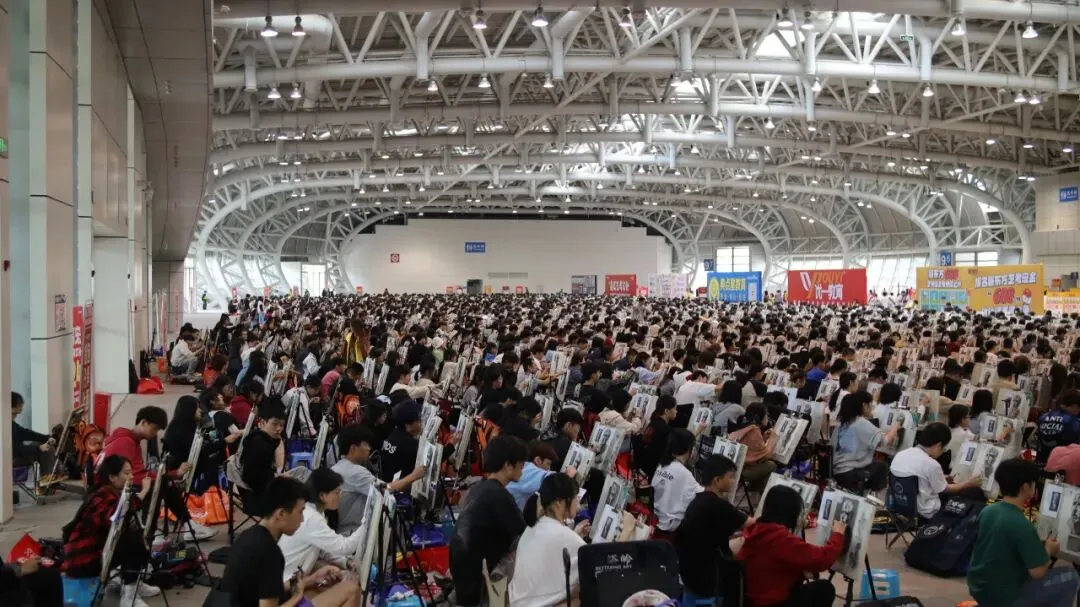 模考预告 | 2025届福建美术高考模拟联考已开启! 第18张 模考预告 | 2025届福建美术高考模拟联考已开启! 第18张