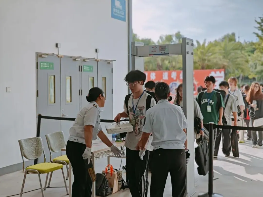 模考预告 | 2025届福建美术高考模拟联考已开启! 第24张 模考预告 | 2025届福建美术高考模拟联考已开启! 第24张