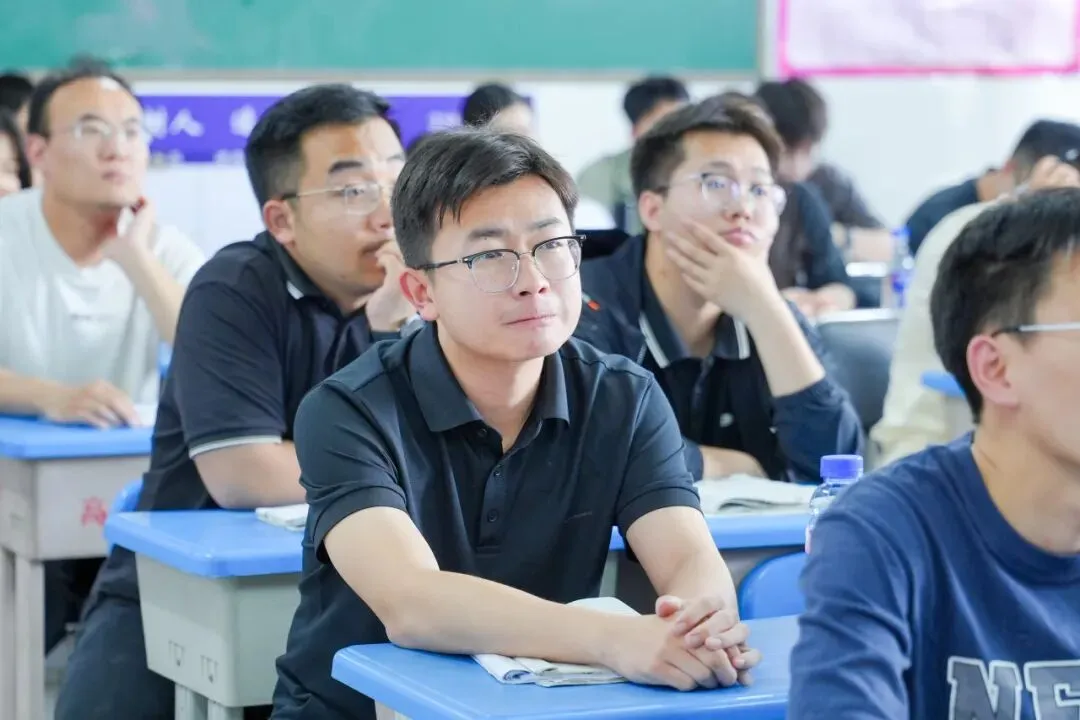 精研高考真题 深耕教学实效 | 我校物理组开展大组教研暨高考题说课比赛 第34张