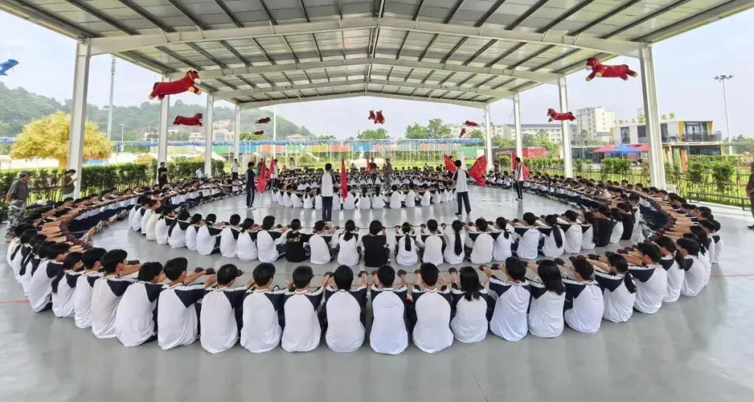 三门县城关中学九年级中考励志活动-第15张图片-四季读书网 三门县城关中学九年级中考励志活动-第15张图片-四季读书网