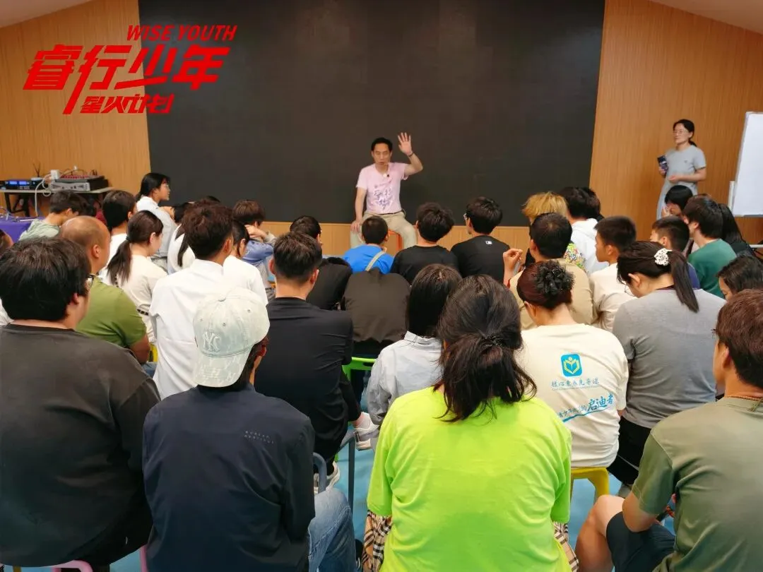 比起满分试卷,我们更想给孩子 “自己找答案” 的底气 第3张
