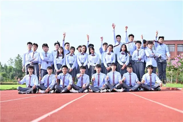 中考分数不上不下,选民办高中还是中职? 第5张