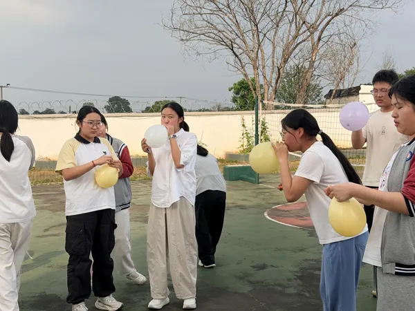 减压聚力迎中考 阳光心态助备考——芜湖市周皋学校开展初三考前团体心理辅导活动 第1张 减压聚力迎中考 阳光心态助备考——芜湖市周皋学校开展初三考前团体心理辅导活动 第1张