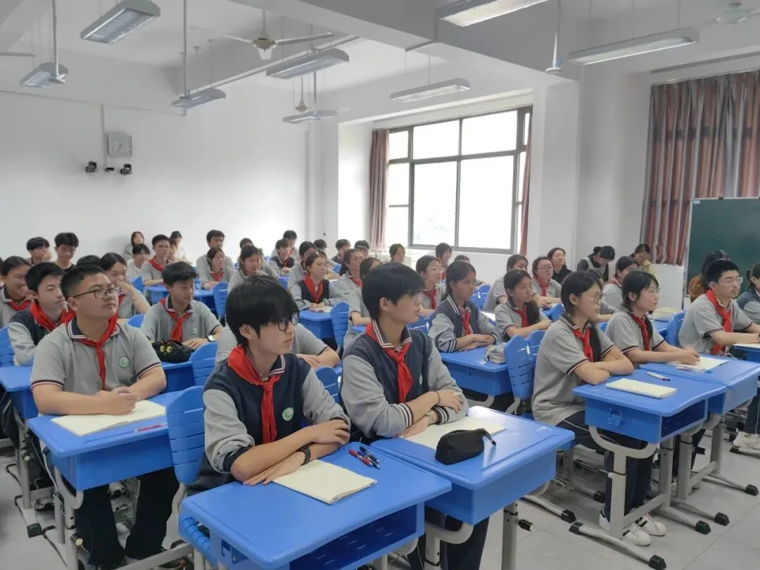 深耕写作技法,赋能中考备考——南苑学区初中语文工作坊暨娄塘学校中小学联合语文教研活动 第9张