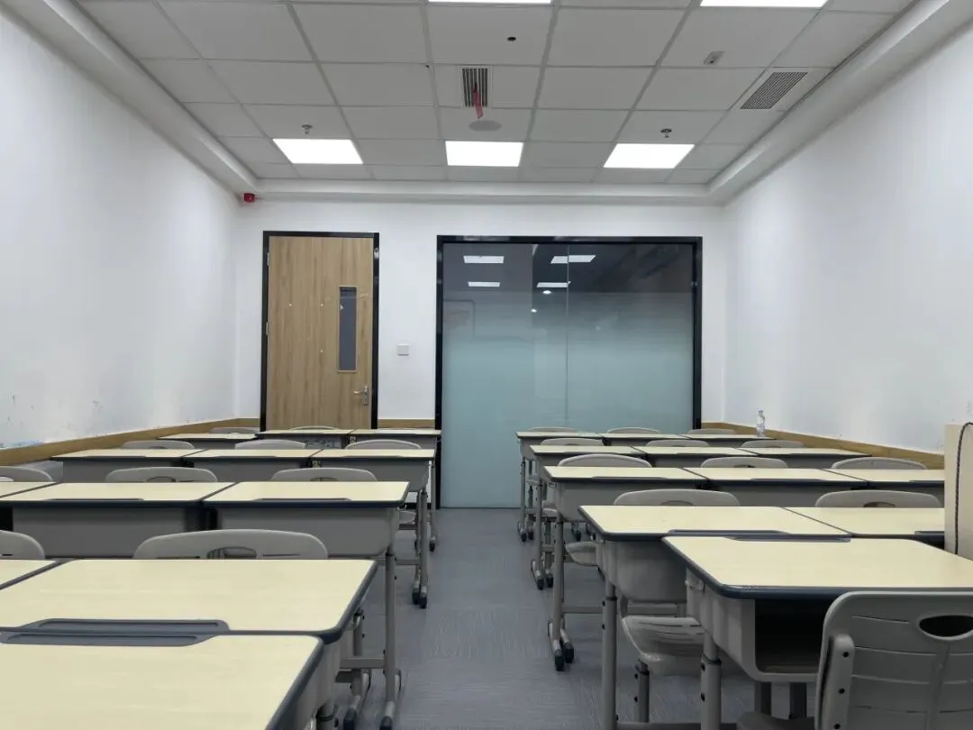 地生会考线下模考来了|25年中考真题 + 1v1 学情诊断,帮孩子精准提分!《2021-2025 年地生中考真题汇编 》免费领!-第13张图片-四季读书网