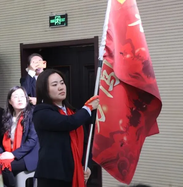 【决战中考 问鼎巅峰】石楼一中举行中考百日誓师大会-第116张图片-四季读书网 【决战中考 问鼎巅峰】石楼一中举行中考百日誓师大会-第116张图片-四季读书网