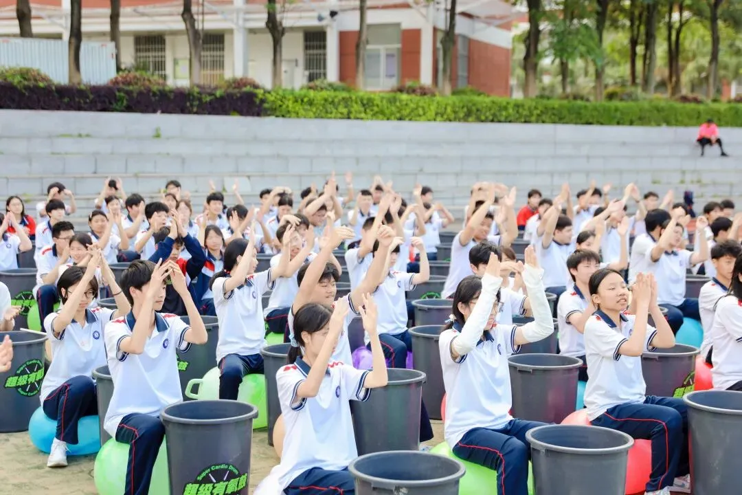 解压赋能逐梦行 暖心护航中考路——良镇中学开展中考减压团体辅导活动 第7张