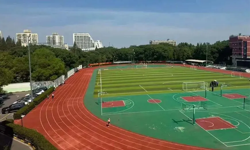 避开中考内卷!初三直升法国 BAC 课程,双学籍 + 1.5+1.5 学制,直通法国公立名校-第2张图片-四季读书网