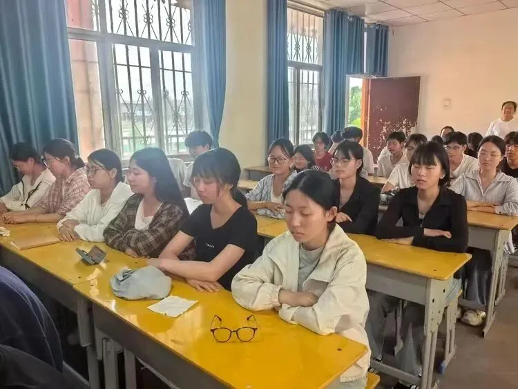 以平常心赴青春约 为中考赋能筑心墙 ——楚旺镇中心校中考心理健康辅导活动纪实-第19张图片-四季读书网