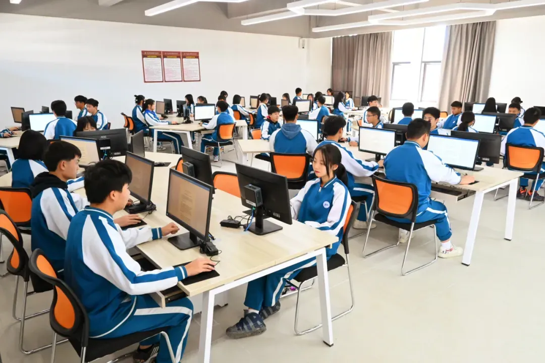 2026东莞中考志愿填报开启!避坑指南+保底选择-第40张图片-四季读书网 2026东莞中考志愿填报开启!避坑指南+保底选择-第40张图片-四季读书网