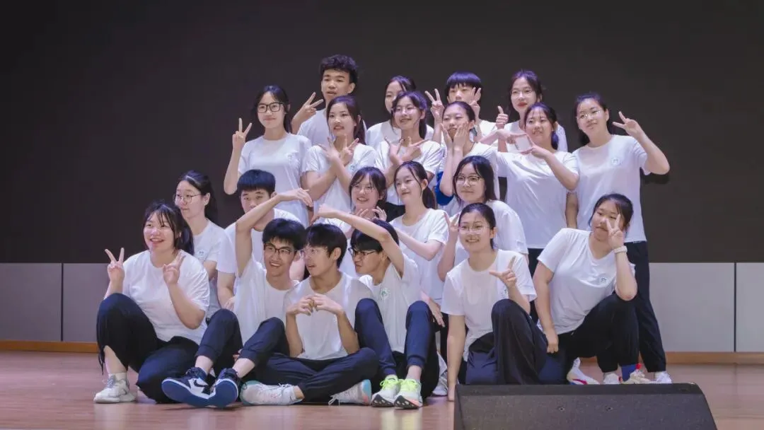 【威海家长必看】中考择校,眼见为实!5月30日,校园开放日:校长答疑 + 深度探校 + 午餐体验!-第17张图片-四季读书网 【威海家长必看】中考择校,眼见为实!5月30日,校园开放日:校长答疑 + 深度探校 + 午餐体验!-第17张图片-四季读书网