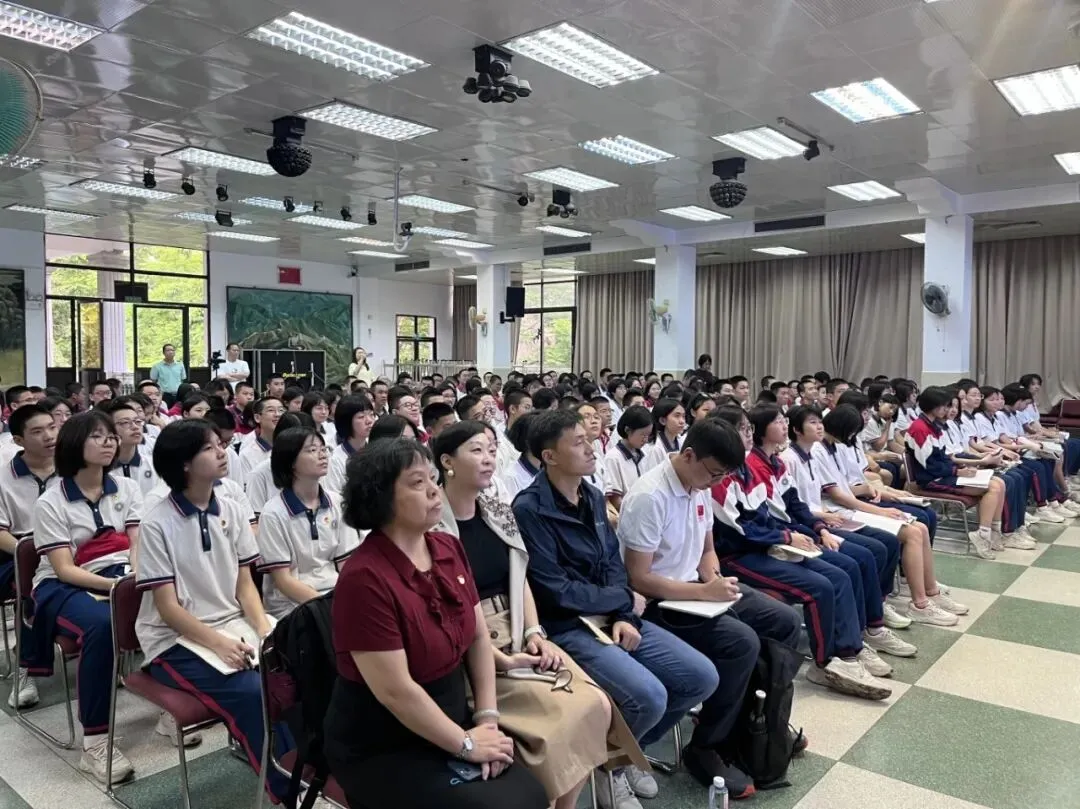 暖心护航中考 赋能心灵成长|名德实验学校承办2026年越秀区“家-校-医-社”心理健康公益讲座 第11张