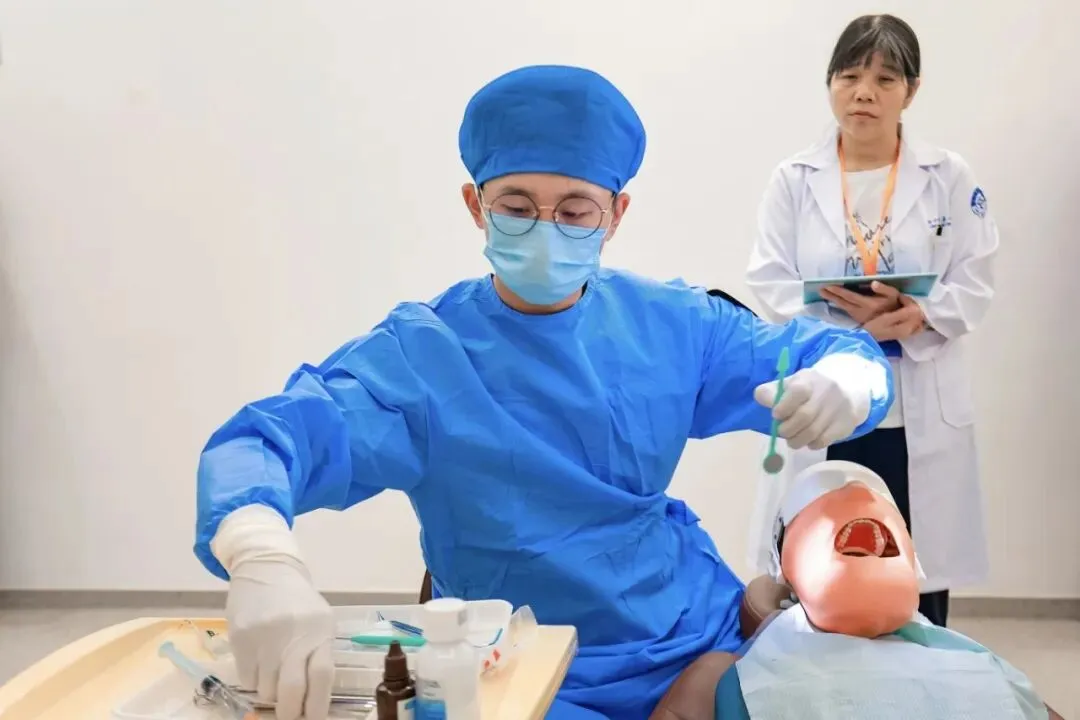 中考志愿今明两天填报,知名高中老师建议:择校不要只看高考成绩,还有更重要的一点 第6张