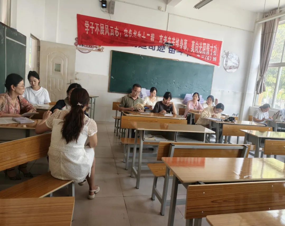 深耕真题研考法,全力冲刺促提升 ——记云南省何兴福名师工作室5月联合教研活动 第25张