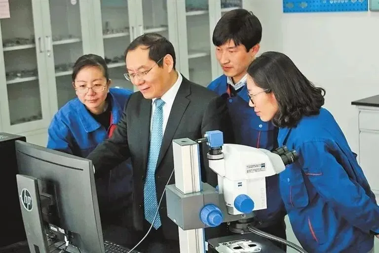 从鄢陵高中考上北航,昨日60岁的他成为2026年河南省“最美科技工作者” 第6张 从鄢陵高中考上北航,昨日60岁的他成为2026年河南省“最美科技工作者” 第6张