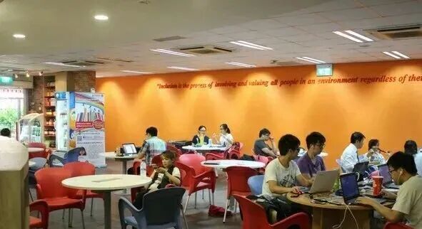 中考倒计时!孩子成绩不理想别慌,这条新加坡“捷径”让他3年逆袭本科! 第2张 中考倒计时!孩子成绩不理想别慌,这条新加坡“捷径”让他3年逆袭本科! 第2张