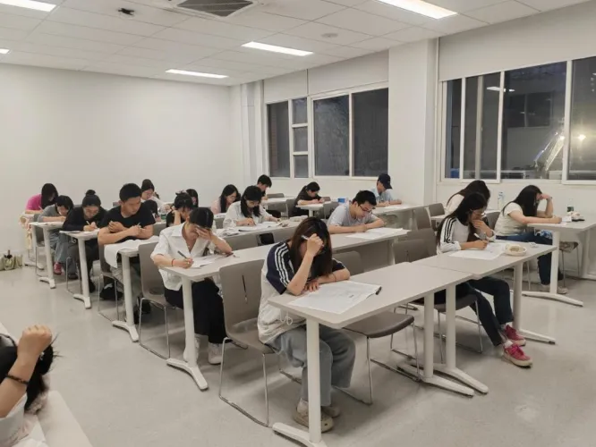 模拟淬炼功底,考场旗开得胜丨工商管理学院*国际教育学院四级 第9张 模拟淬炼功底,考场旗开得胜丨工商管理学院*国际教育学院四级 第9张