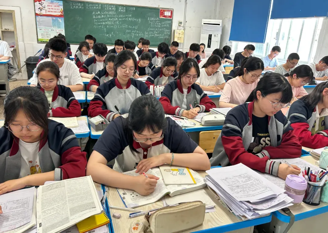 【高考加油】一份高三数学试卷,为啥刷爆了朋友圈? 第6张 【高考加油】一份高三数学试卷,为啥刷爆了朋友圈? 第6张