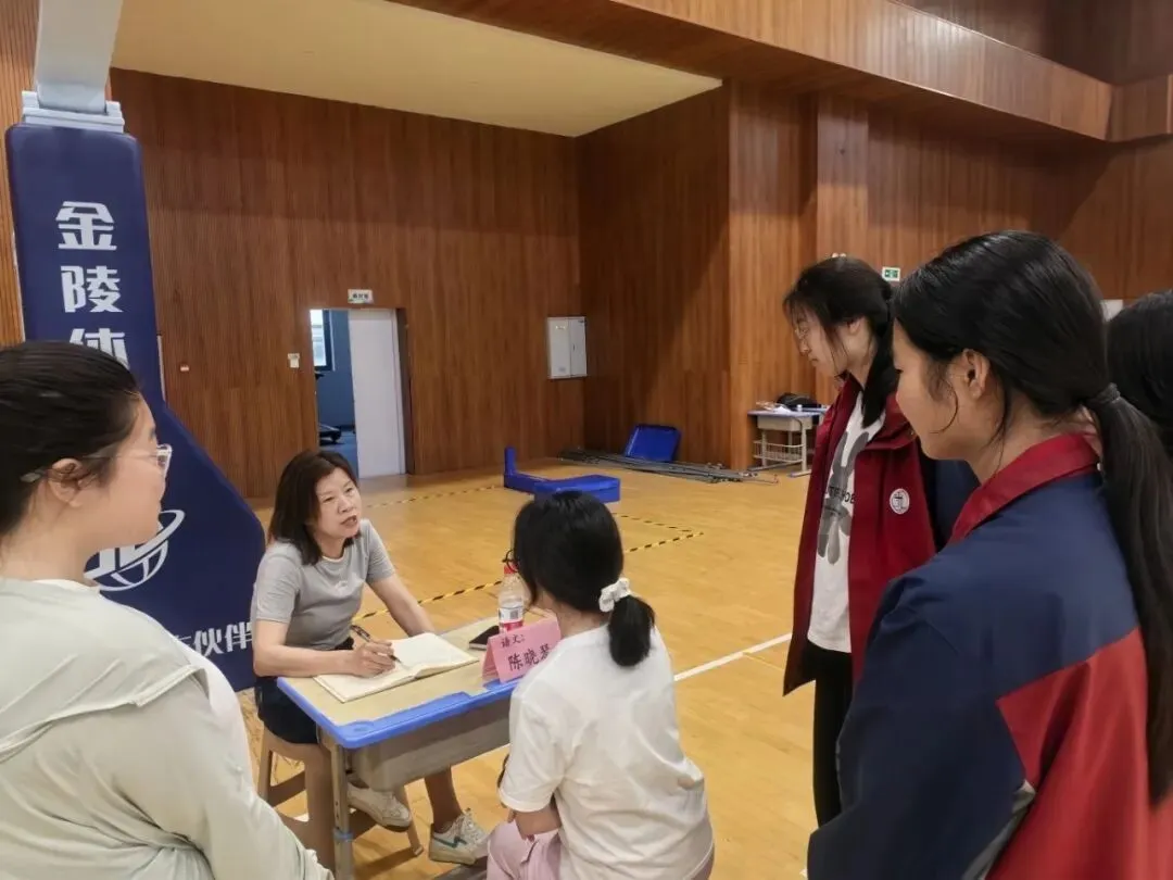 中考备考,名师党员来支招!贵溪九中这场答疑会“干货”满满-第21张图片-四季读书网 中考备考,名师党员来支招!贵溪九中这场答疑会“干货”满满-第21张图片-四季读书网