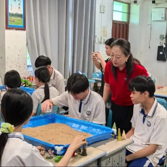 暖心送教,赋能中考|团体沙盘助力初三学子轻松应试-第7张图片-四季读书网 暖心送教,赋能中考|团体沙盘助力初三学子轻松应试-第7张图片-四季读书网