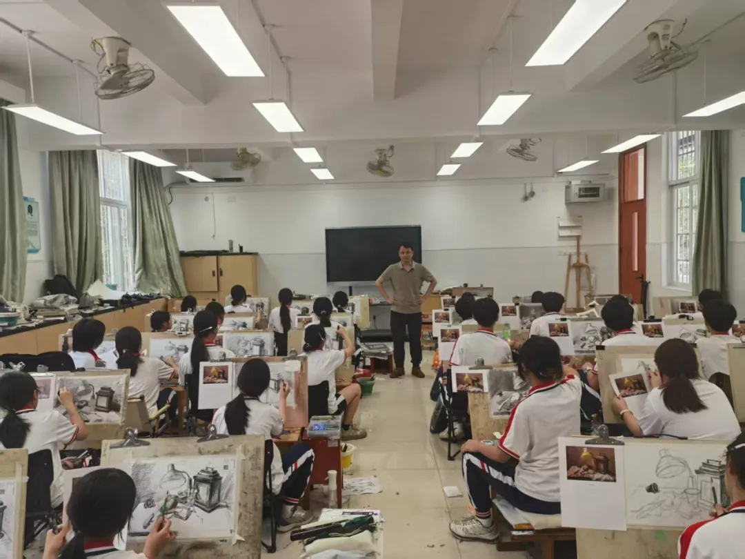 白云区2027届高二美术术科摸底模拟考今日举行 第7张